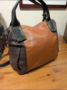 Two-Tone Leather Fossil Bag